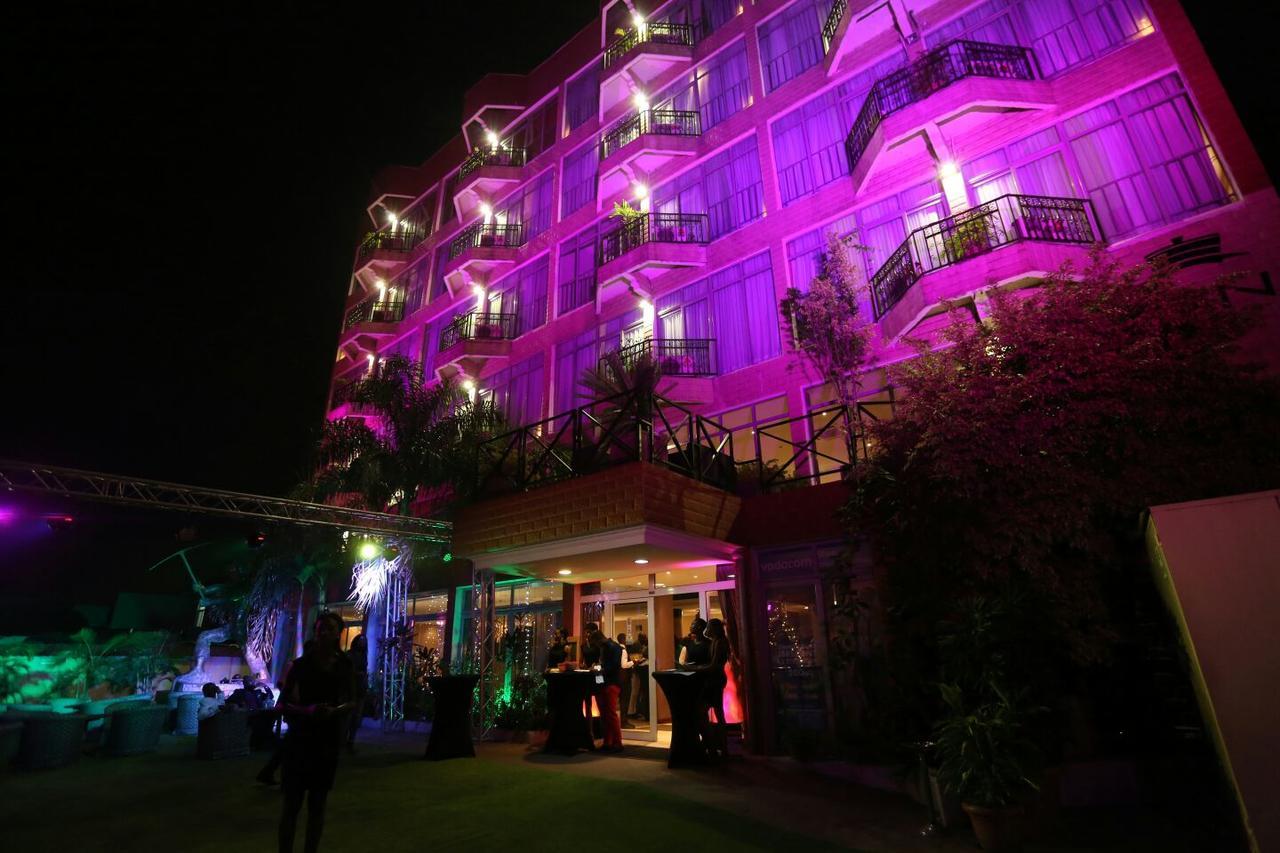 Sultani Hotel 金沙萨 外观 照片